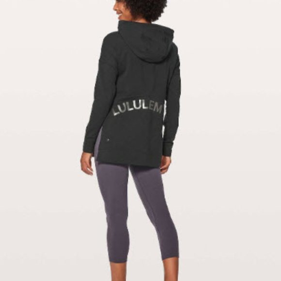 *RARE* Lululemon Cut Above Hoodie (Expression) black size 8 - Picture 2 of 11